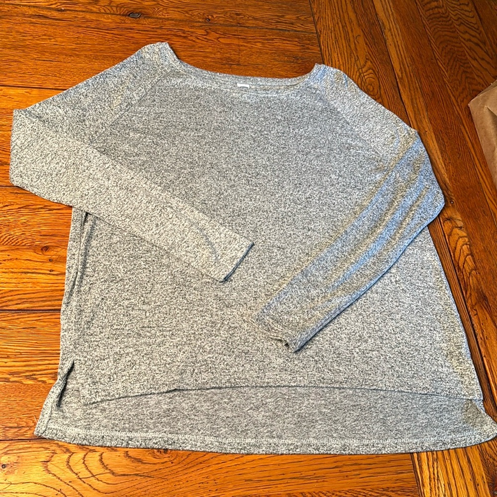 Old navy light grey sweater